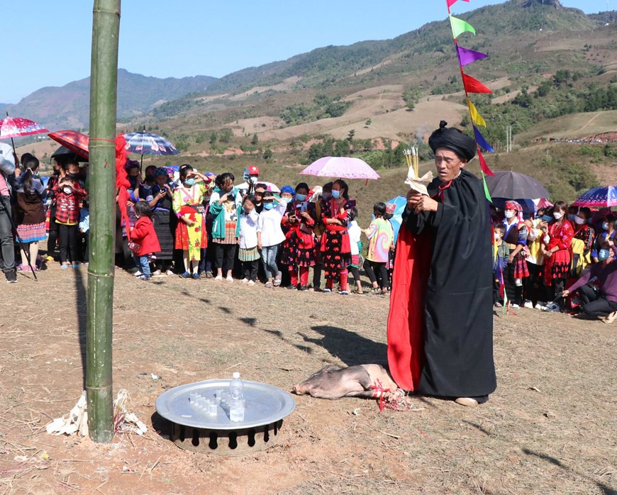 Điện Biên: Phục dựng lễ hội Gầu Tào của cộng đồng dân tộc Mông - 17