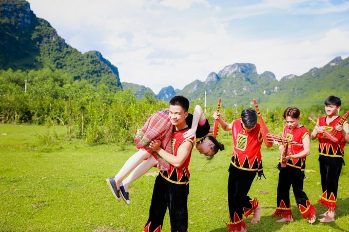 Truyền thuyết đẹp của tục kéo vợ và sự biến tướng đáng sợ - 1 Truyền thuyết đẹp của tục kéo vợ và sự biến tướng đáng sợ - 1