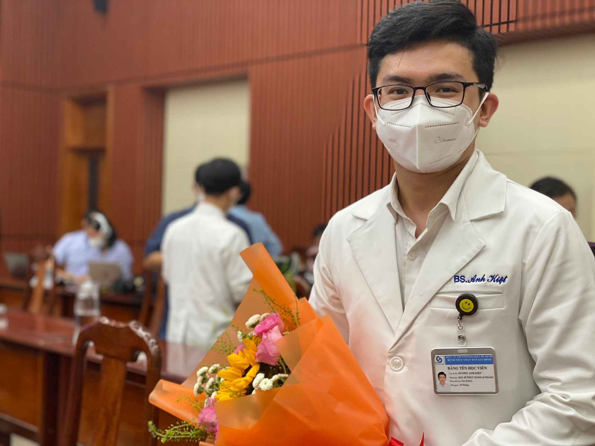 Gần 300 bác sĩ trẻ TP.HCM lên đường 'nâng chất” cho y tế xã phường