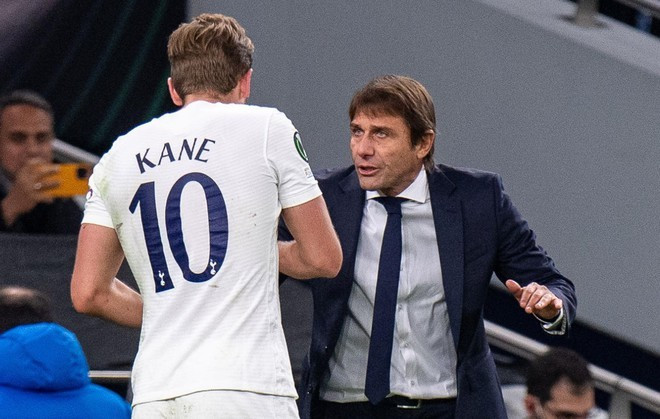 Harry Kane ép Chủ tịch Tottenham chi tiền hậu thuẫn Conte