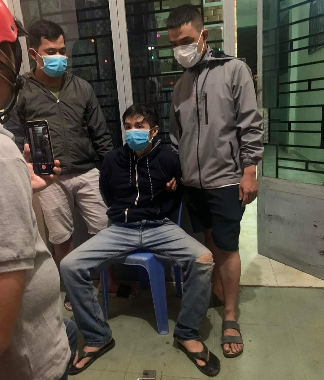 Đã bắt kẻ chạy xe máy cầm dao vô cớ chém nhiều người ở Vũng Tàu