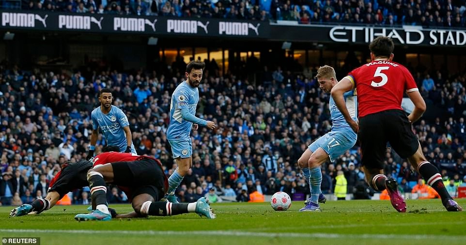 Những khoảnh khắc Man Utd thua tan nát Man City ở Etihad - 5