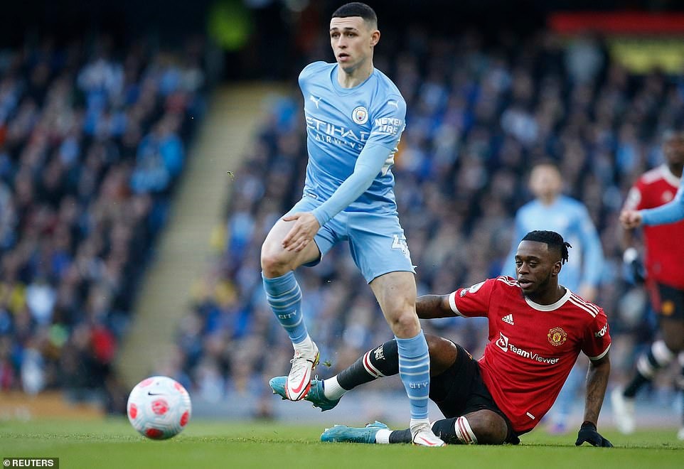 Những khoảnh khắc Man Utd thua tan nát Man City ở Etihad - 9 Những khoảnh khắc Man Utd thua tan nát Man City ở Etihad - 9