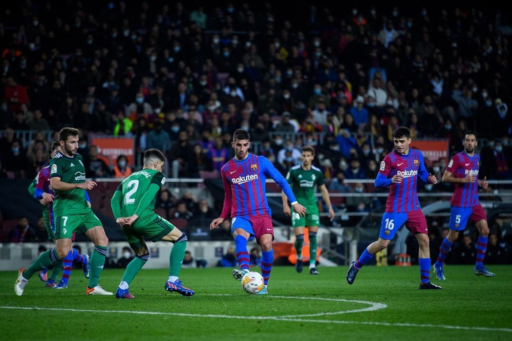 Đại thắng '4 sao', Barcelona đe dọa ngôi nhì của Sevilla