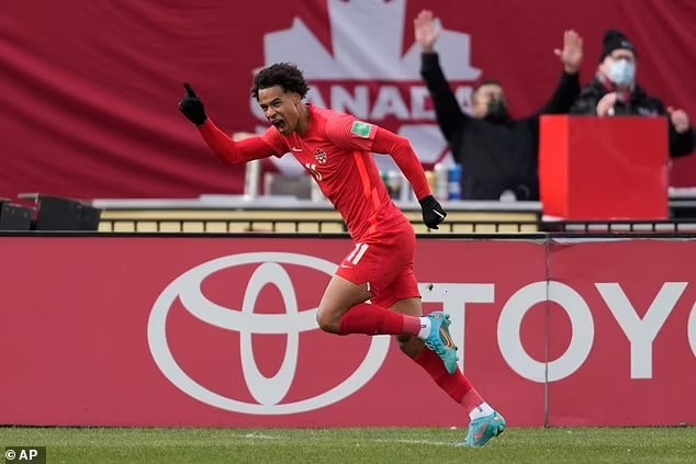Thắng đậm Jamaica, tuyển Canada giành vé tham dự World Cup sau 36 năm - 2 Thắng đậm Jamaica, tuyển Canada giành vé tham dự World Cup sau 36 năm - 2