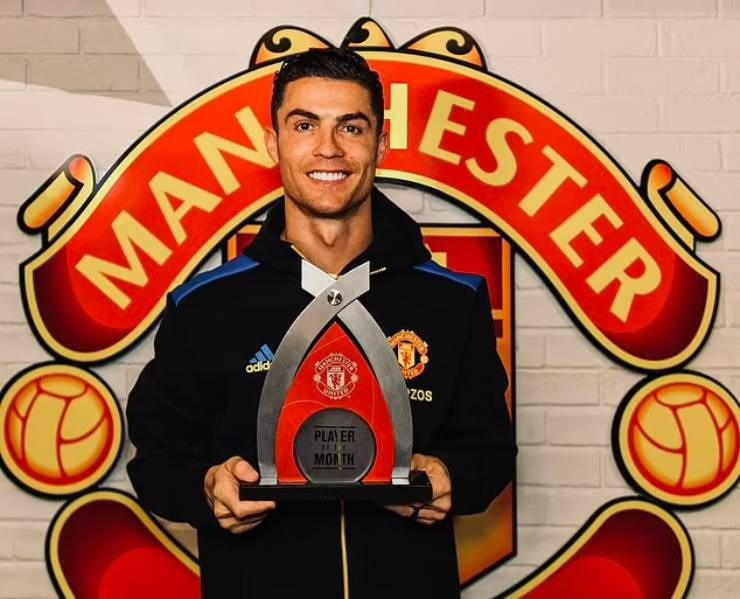 C.Ronaldo nhận giải bàn thắng đẹp nhất Premier League trong tháng 3 - 1