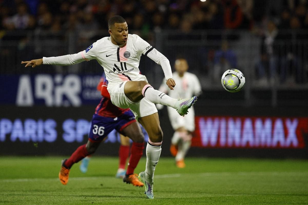 mbappe-tren-duong-den-real-madrid-7a0e9f7466f0497288c1cf43681a41e7.jpg