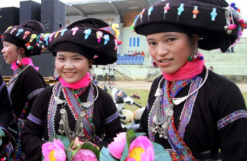 Phụ nữ dân tộc Lào (Lai Châu) trong trang phục truyền thống (Ảnh tư liệu)