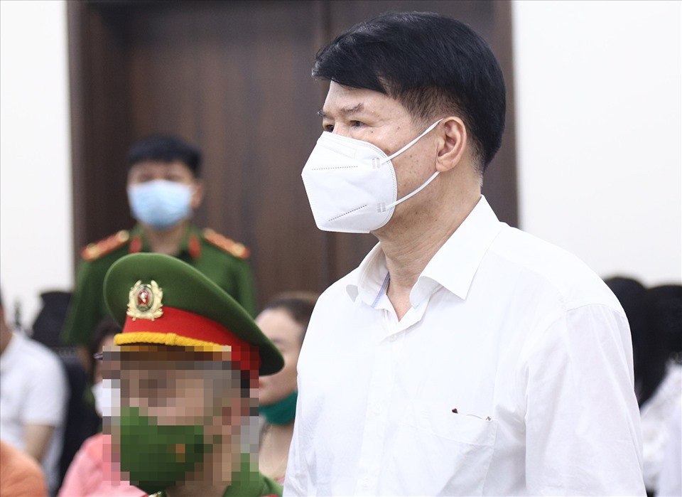 Vì sao cựu Thứ trưởng Y tế Trương Quốc Cường lĩnh mức án 4 năm tù?