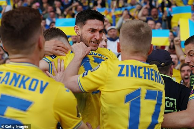 Đánh bại Scotland, Ukraine tiến gần tấm vé dự World Cup 2022 - 6
