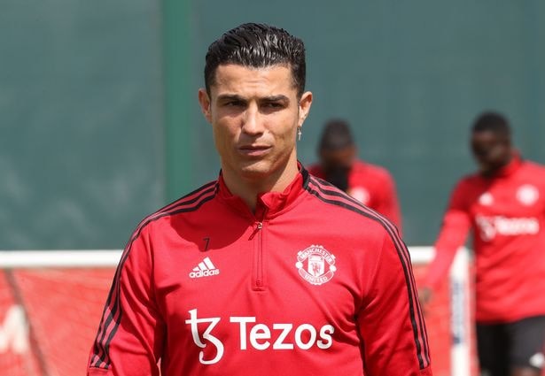 Hụt giải thưởng lớn, C.Ronaldo lên tiếng về tương lai ở Man Utd - 1