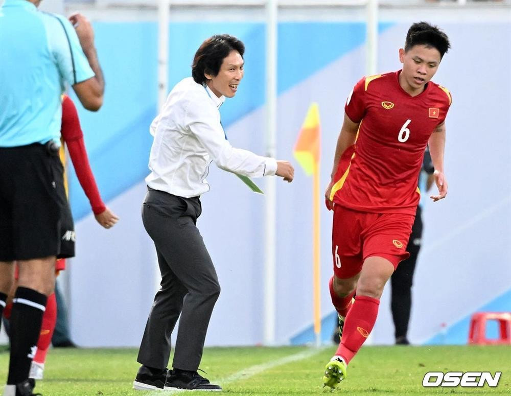 Xuất hiện anh em song sinh của HLV trưởng U23 Việt Nam-3