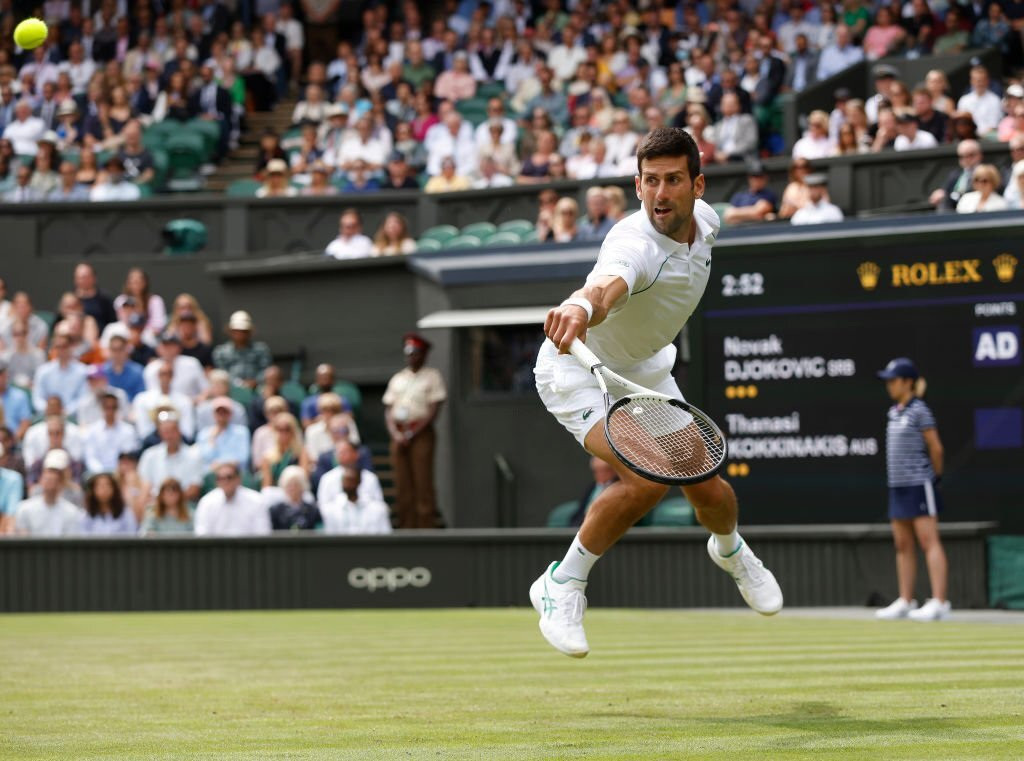 Djokovic thăng hoa với chiến thắng thuyết phục ở vòng hai Wimbledon - 1