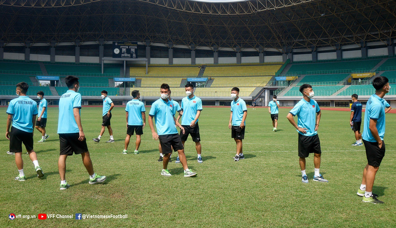 U19 Việt Nam rèn miếng đánh tấn công chờ quyết đấu Indonesia - 3