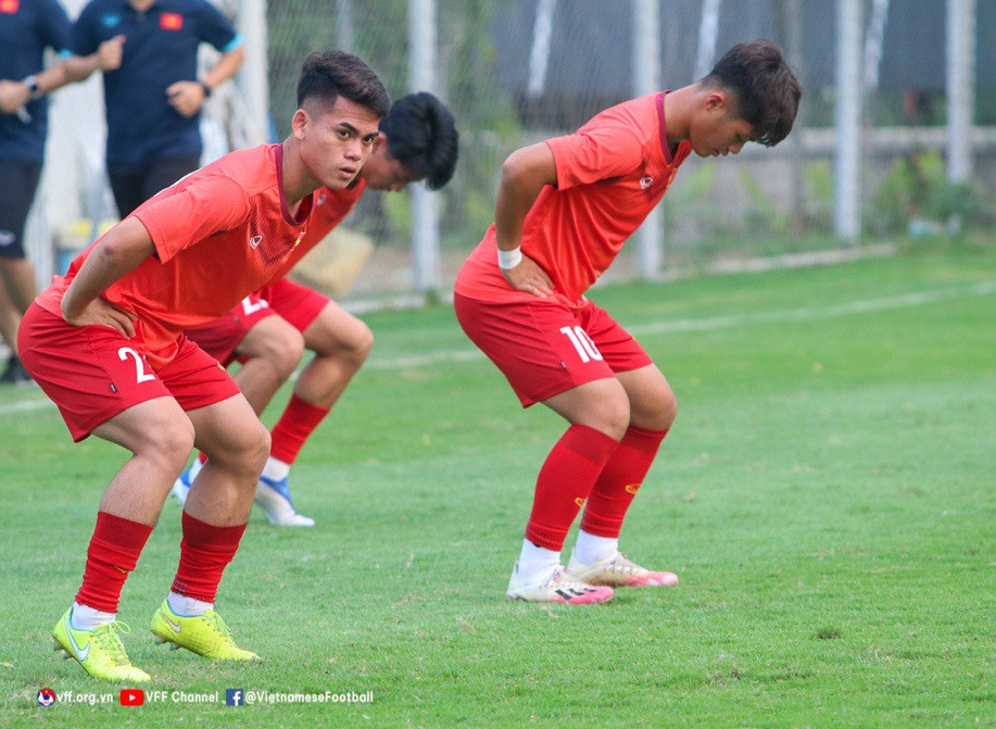 U19 Việt Nam rèn miếng đánh tấn công chờ quyết đấu Indonesia - 7
