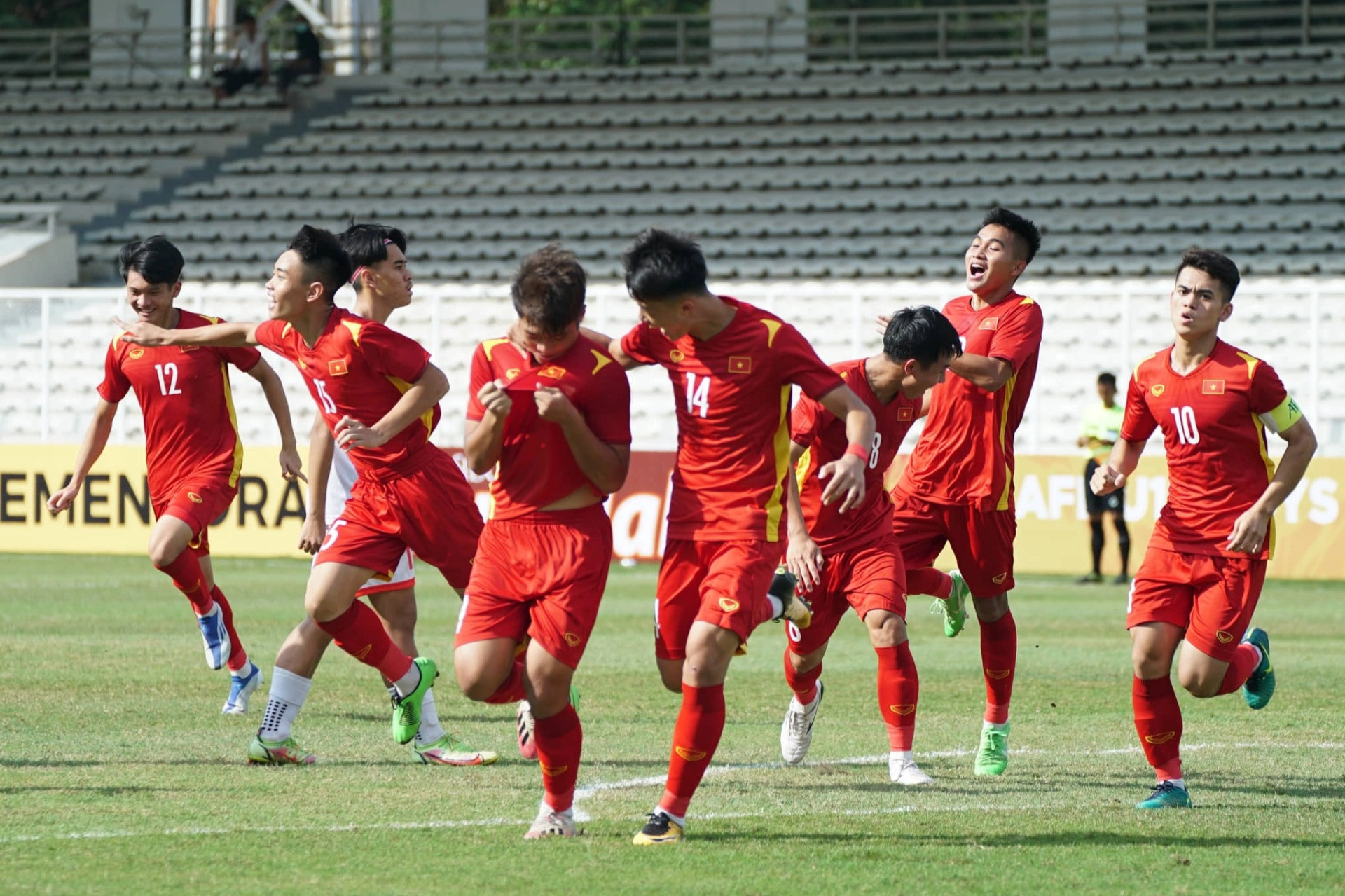Báo Indonesia thừa nhận sức mạnh của U19 Việt Nam sau chiến thắng hủy diệt - 2