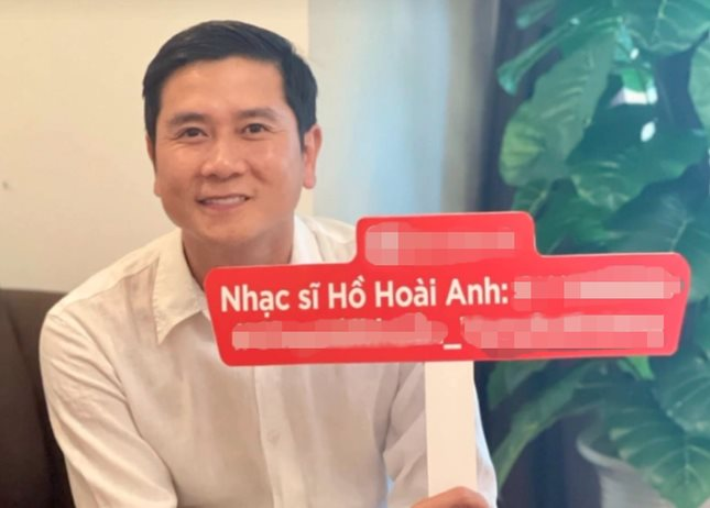 nhac-si-ho-hoai-anh-1657272578651-853.png