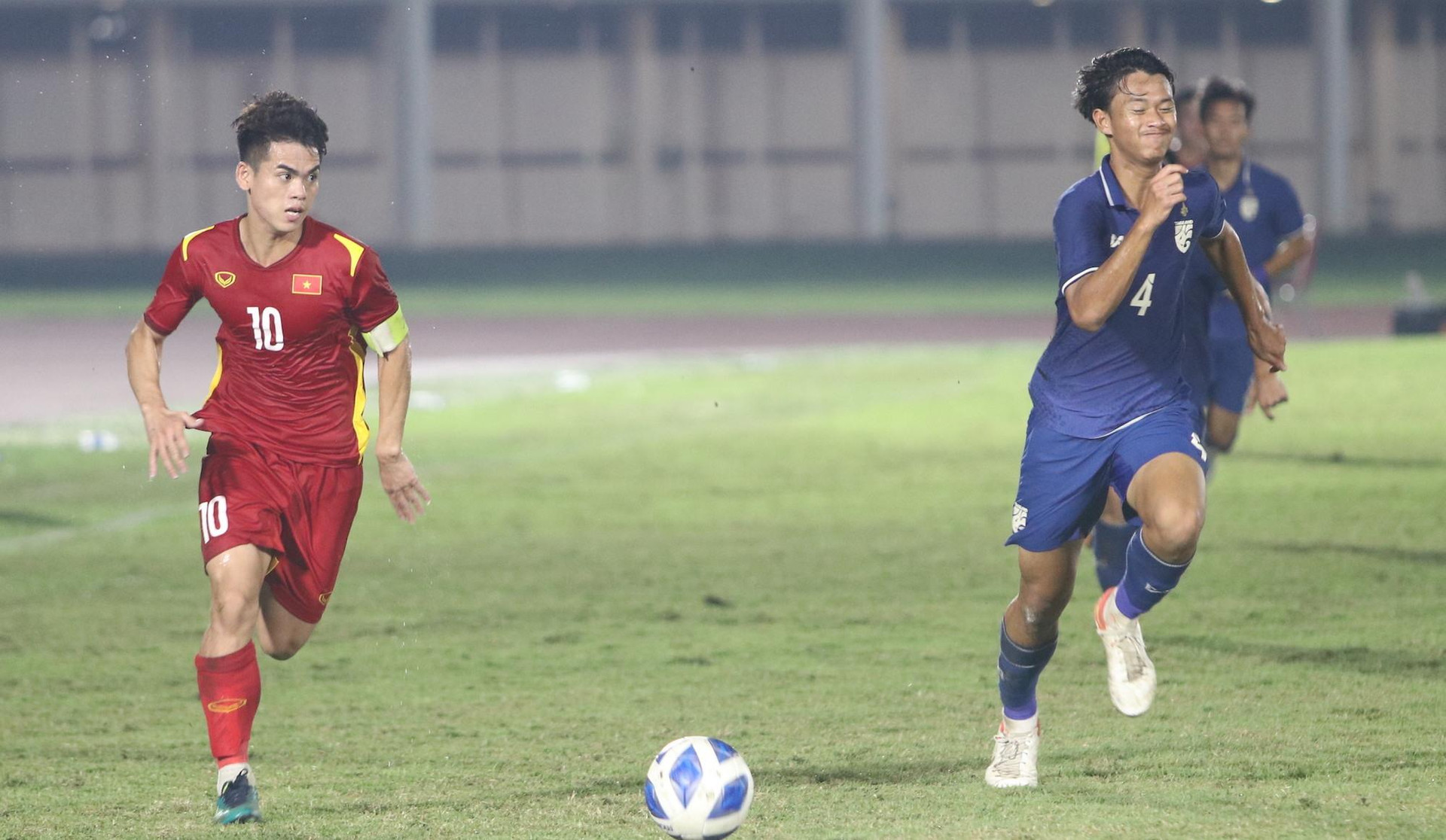 U19 Việt Nam dắt tay U19 Thái Lan vào bán kết U19 Đông Nam Á  - 1