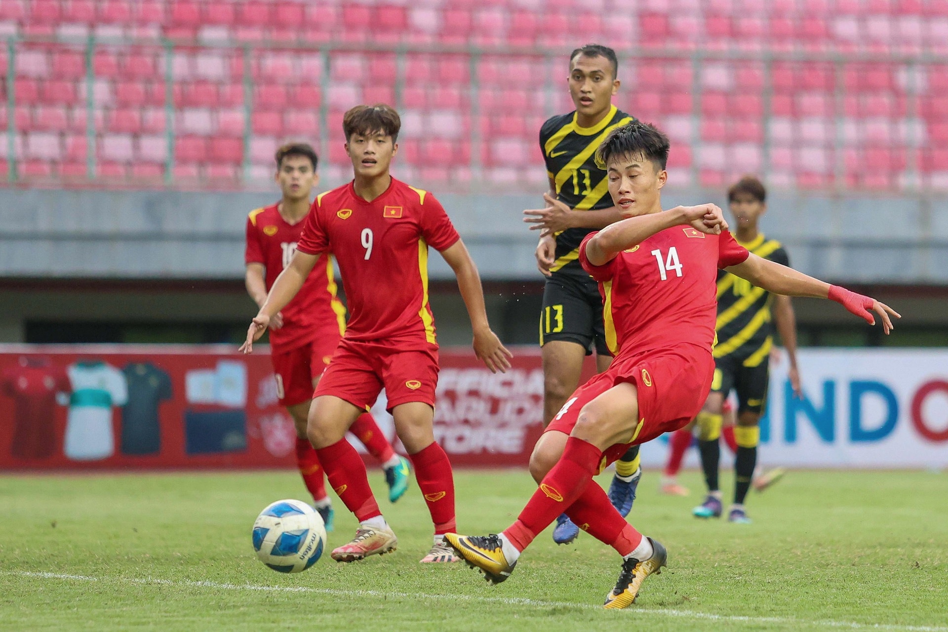 U19 Việt Nam thất bại ở bán kết giải U19 Đông Nam Á - 1