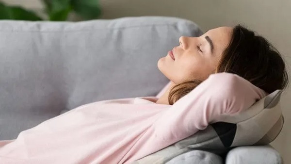 2 kiểu ngủ trưa rất nguy hiểm, có thể gây nhồi máu não nhưng nhiều người mắc-3