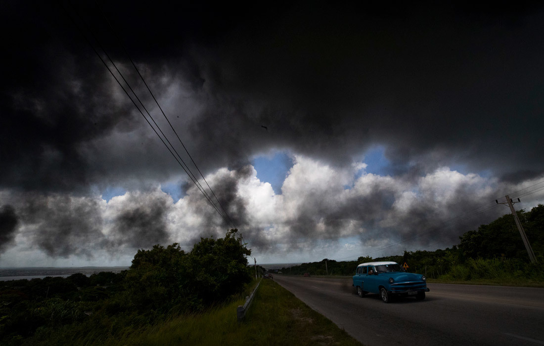 Vụ cháy kho dầu ở Cuba tiếp tục lan rộng