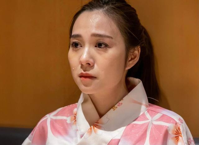Người đẹp TVB khóc lóc vì nghèo rớt mồng tơi-1