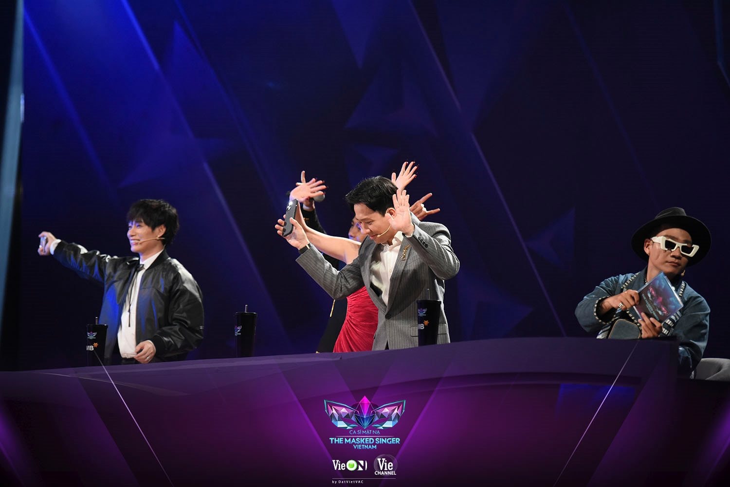 viechanenl-photos-the-masked-singer-vn-eps5-27-.jpg