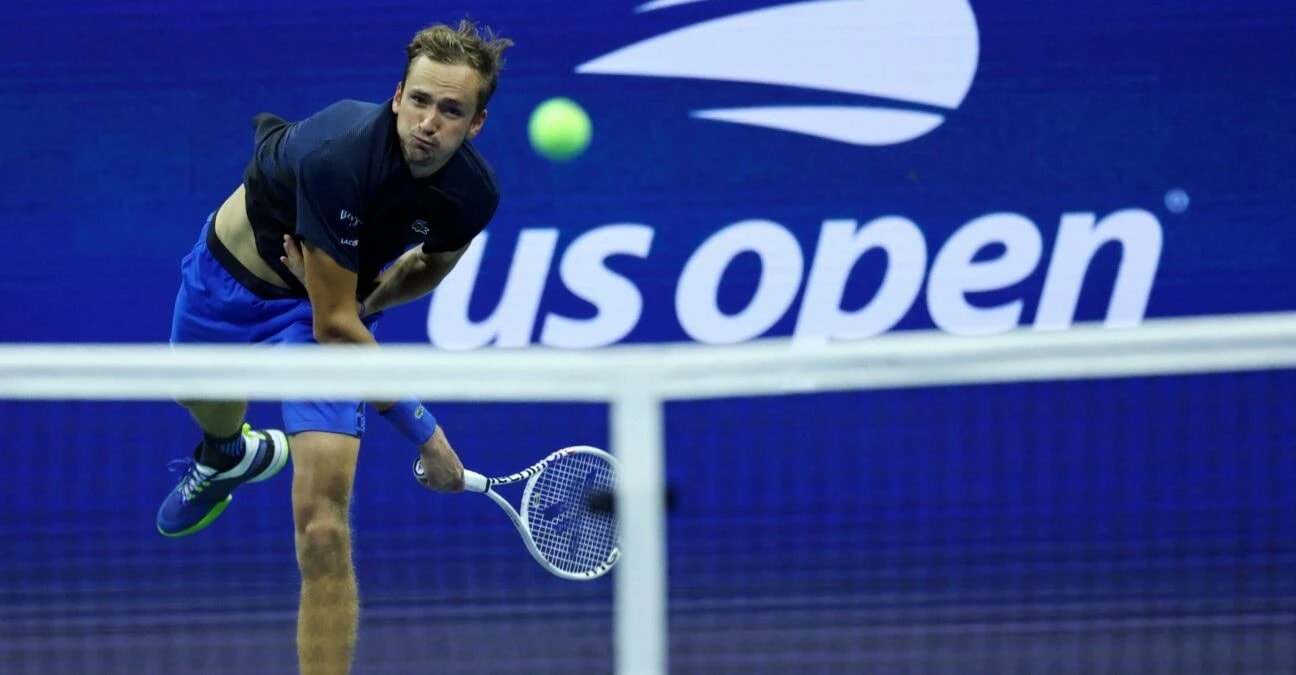 daniil-medvedev-us-open-2022-1296x675_11zon.jpg