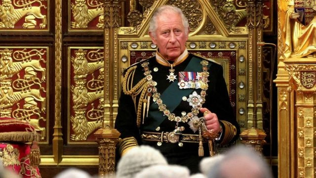 Thái tử Charles lên ngôi Quốc vương Anh  - 1
