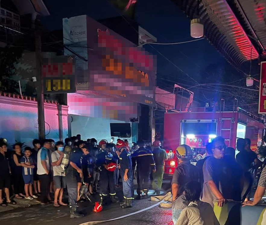 Đồng Nai: Cháy quán karaoke, cảnh sát đang rà soát tìm kiếm người bên trong