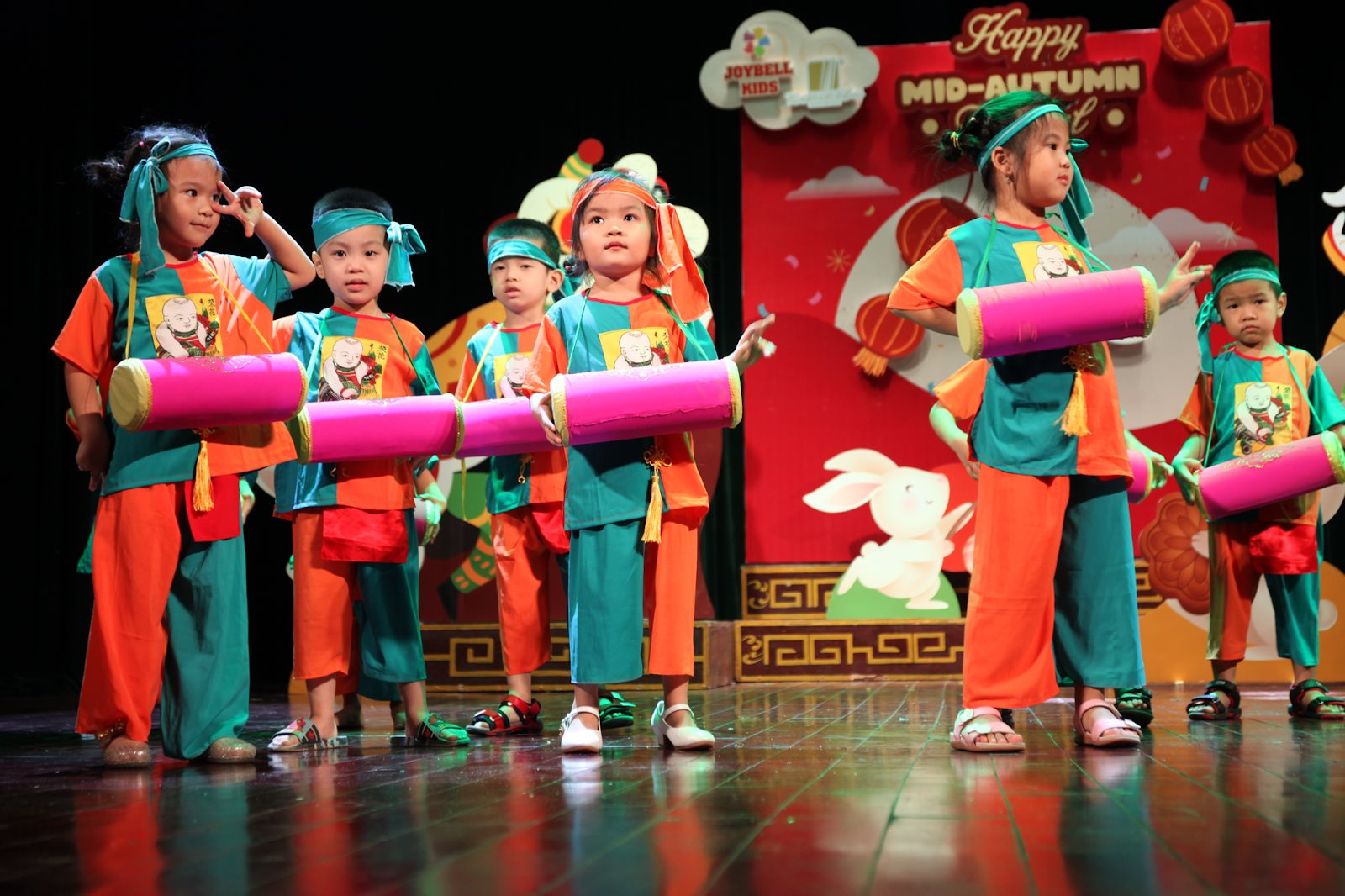 dem-hoi-trang-ram-joybell-kids-chuong-nho-4.png