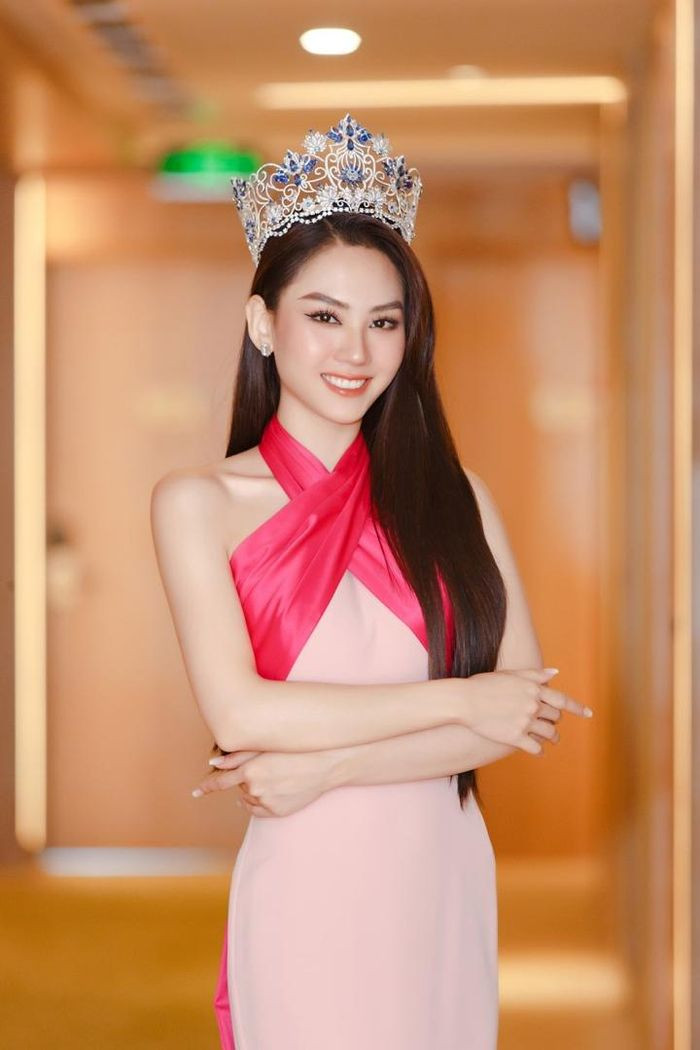 Hoa hậu Mai Phương bán vương miện sau 1 tháng đăng quang-1