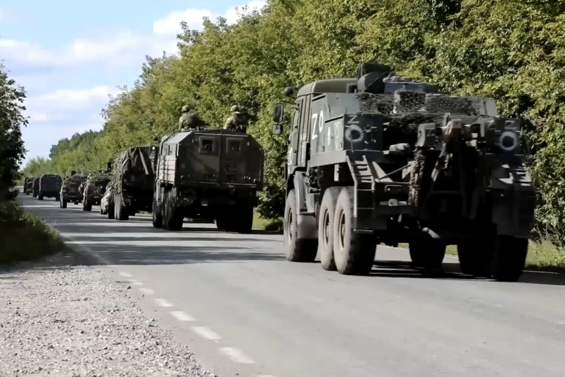 Nga lập phòng tuyến mới chặn đà tiến công thần tốc của Ukraine - 1
