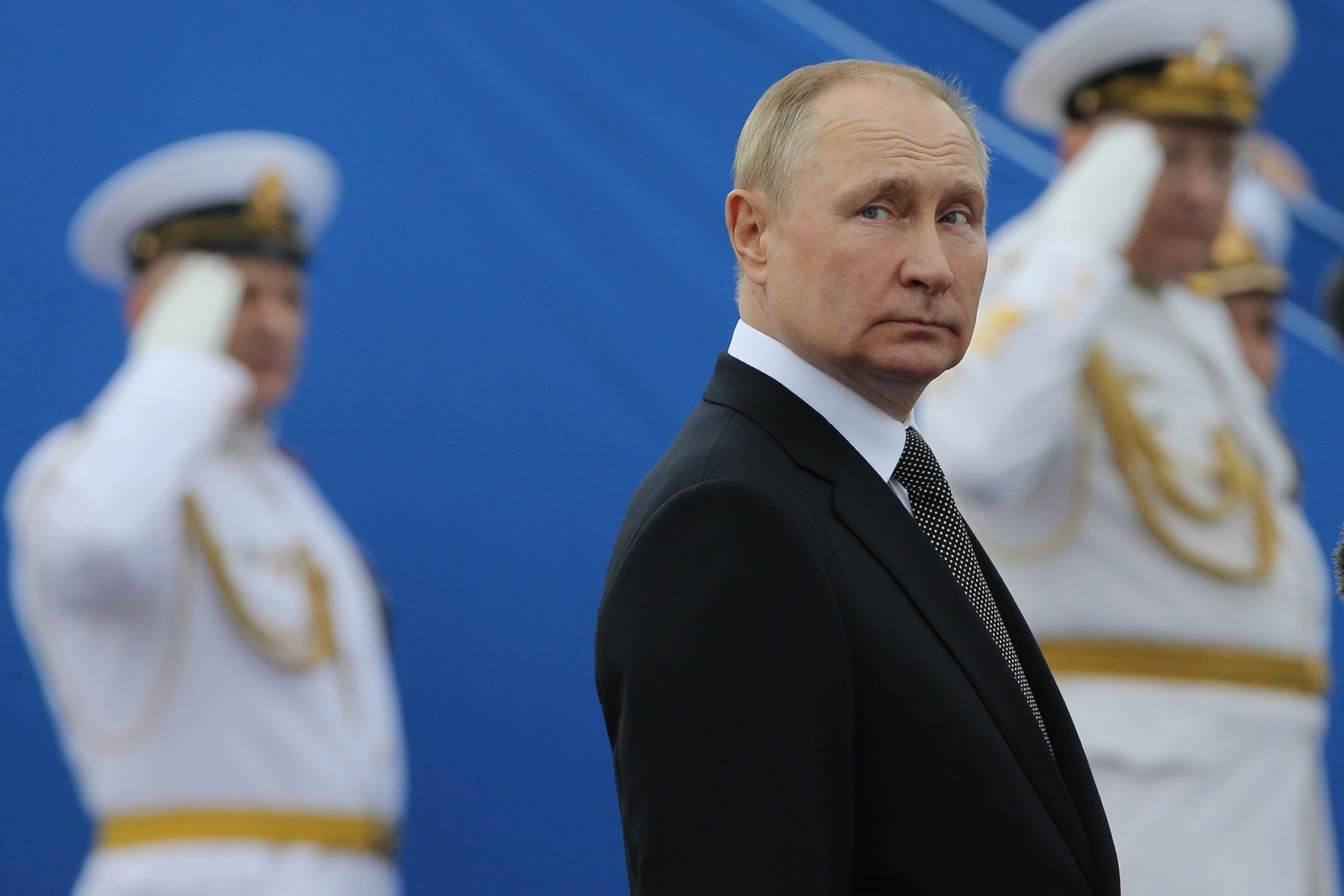 Tổng thống Putin ký luật tăng hình phạt với lính đào ngũ, đầu hàng - 1