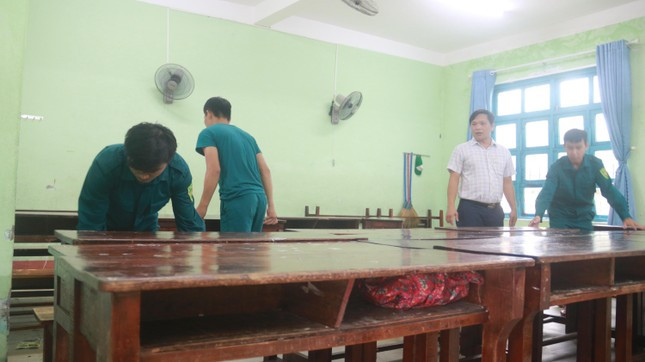 Hàng loạt trường học ở Đà Nẵng thành điểm trú tránh bão ảnh 3