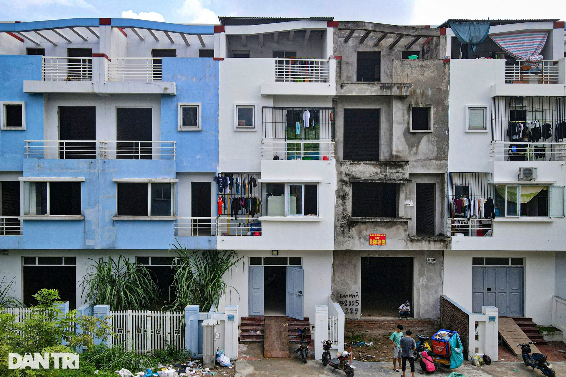 Cuộc sống thuê trọ trong các biệt thự triệu USD bỏ hoang ở Hà Nội - 3