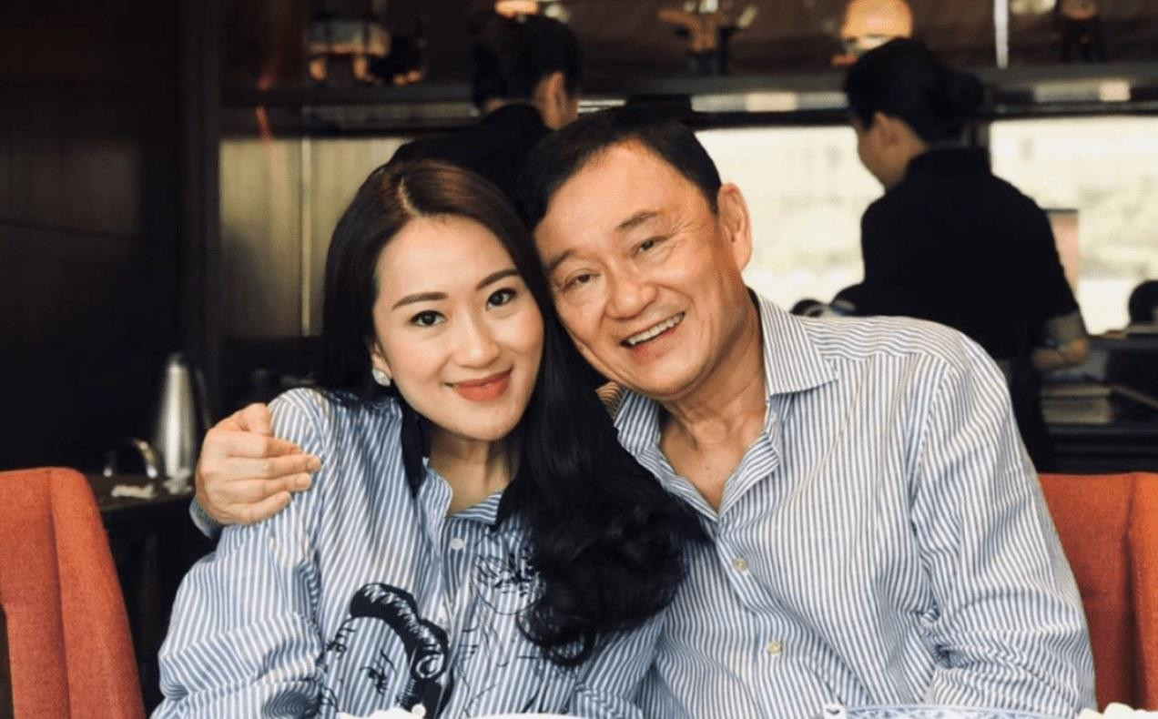 Con gái ông Thaksin đạt kỳ tích trong cuộc thăm dò tại Thái Lan - 1