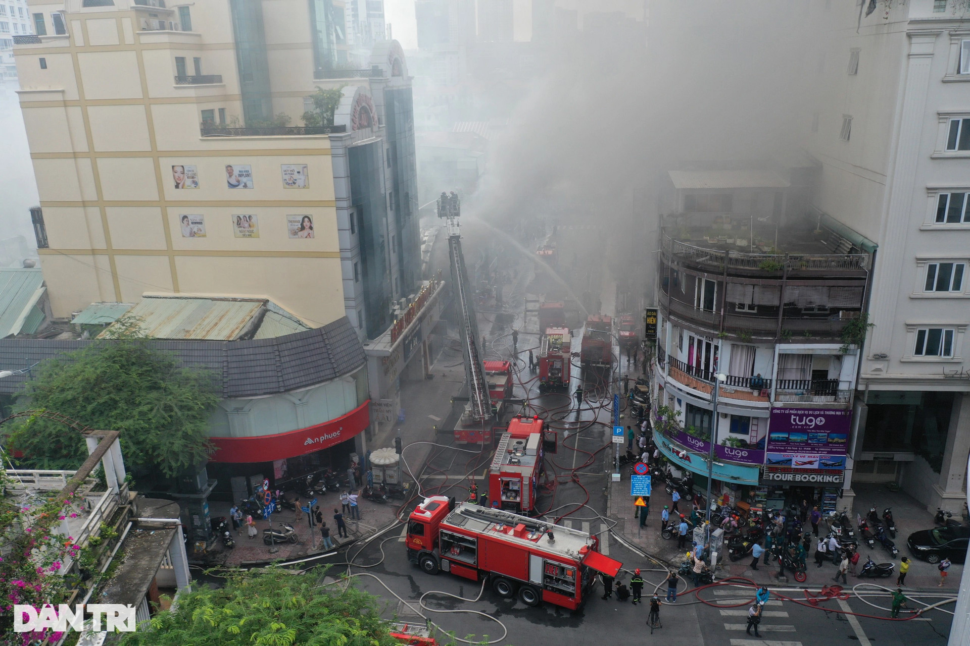 Toàn cảnh vụ cháy quán bar gần chợ Bến Thành - 7