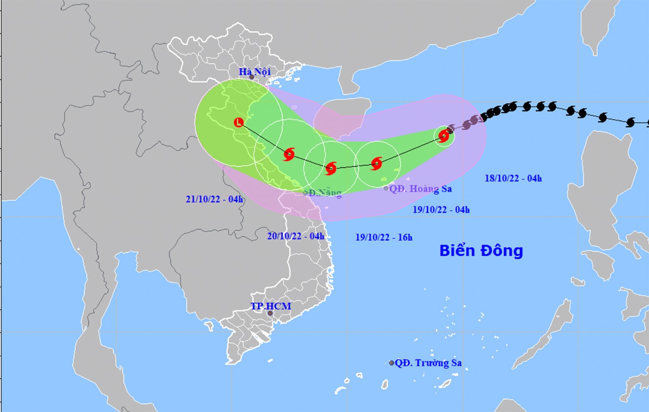 Bão số 6 giật cấp 15 trên Biển Đông, suy yếu trước khi đổ bộ đất liền - 1