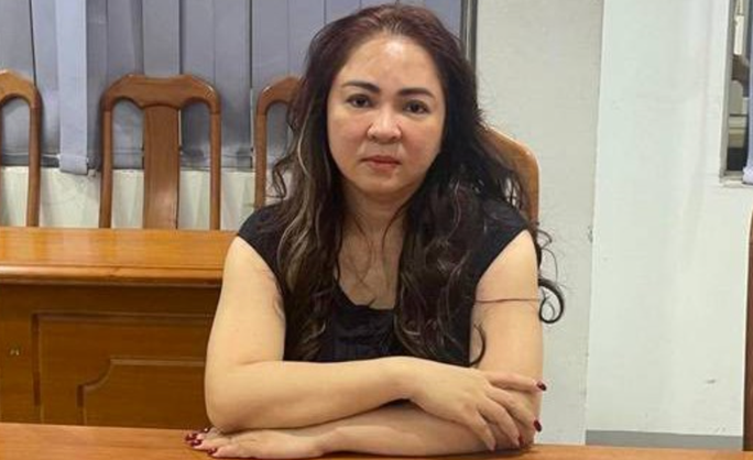 VKSND Bình Dương đề nghị gộp vụ án bà Nguyễn Phương Hằng - Ảnh 1.