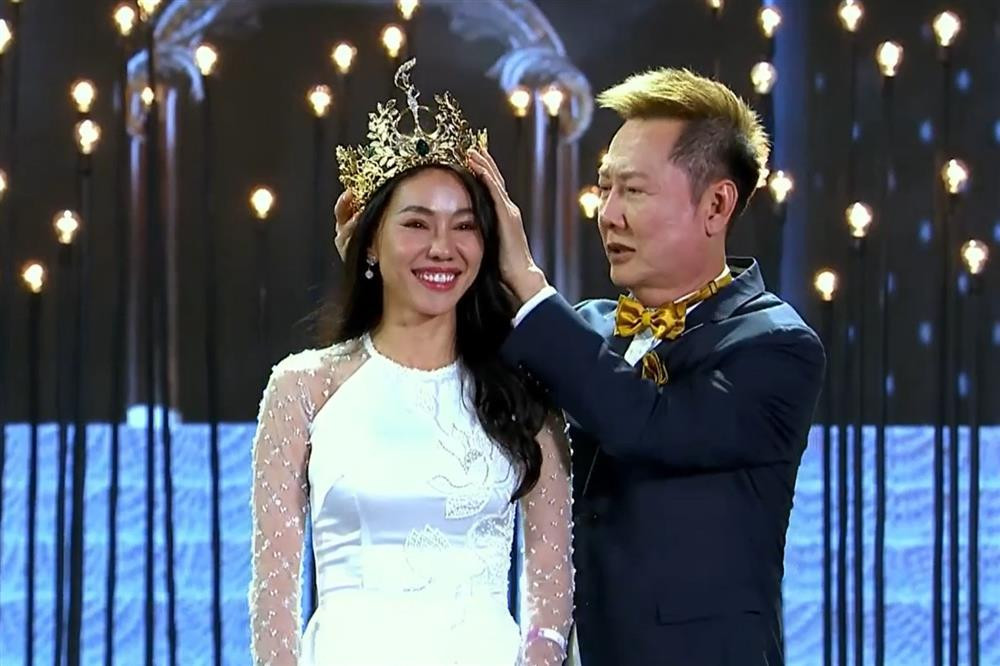 Thiên Ân được trao vương miện vàng sau chung kết Miss Grand-1