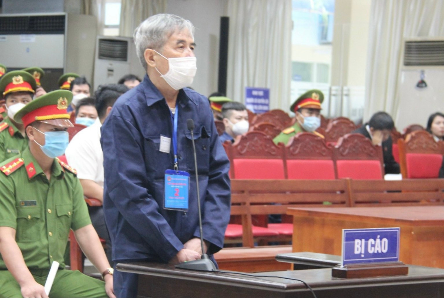 Vụ buôn lậu 200 triệu lít xăng: Có bảo kê mới được đưa xăng vào Việt Nam - 1