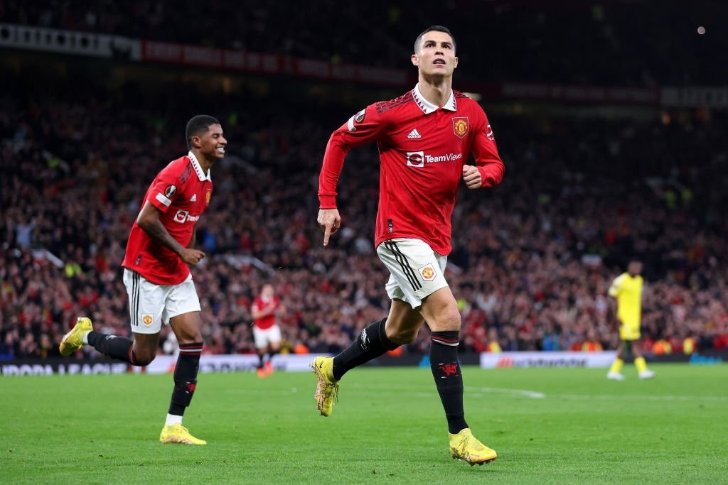 Ronaldo lập công, Man Utd sớm có vé đi tiếp tại Europa League - 3