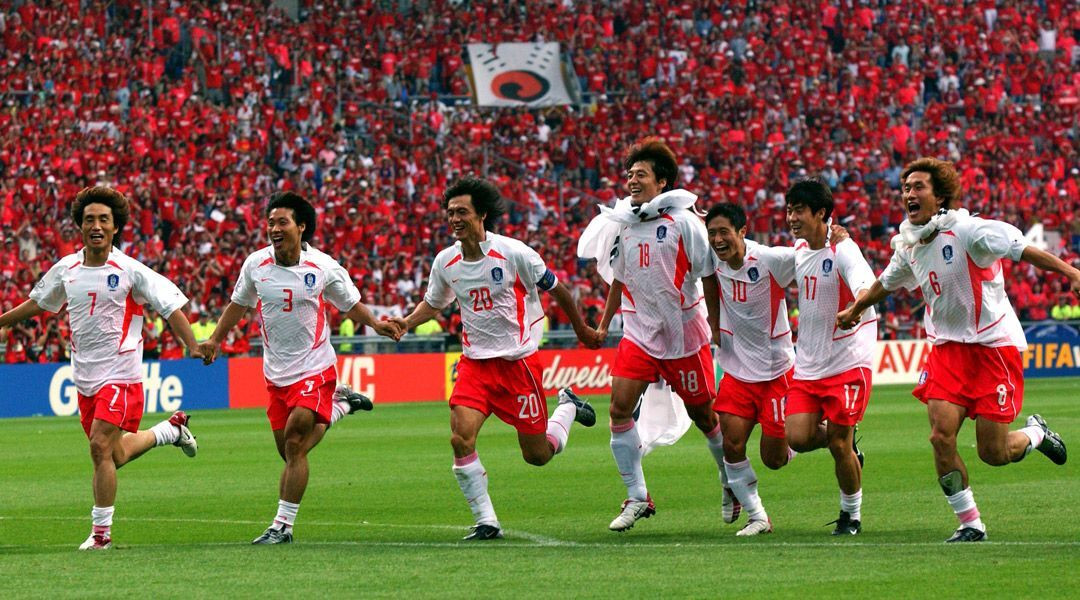 World Cup 2022: Các đội tuyển châu Á chờ thoát cảnh 'lót đường' - 1