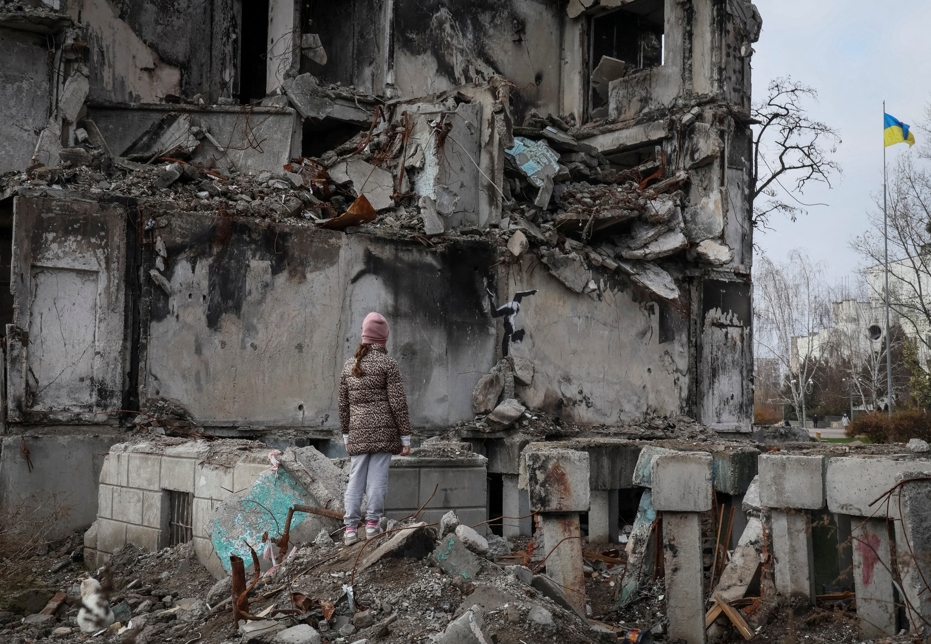 Giao tranh dữ dội tại các ngôi làng và thị trấn ở Ukraine - 1