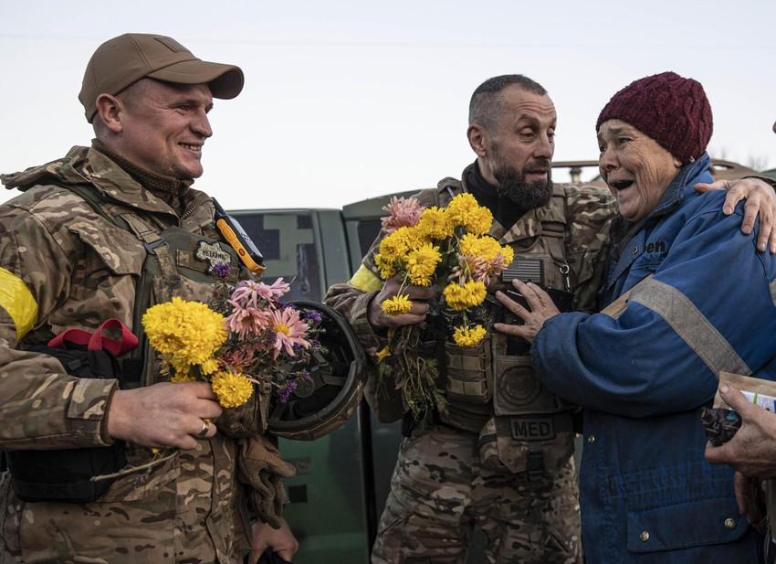 Nóng Nga-Ukraine 14-11: Ukraine tiến nhanh ở Kherson; ông Putin chỉ thị 'xuất ngũ' sinh viên ở Donetsk, Luhansk  ảnh 2