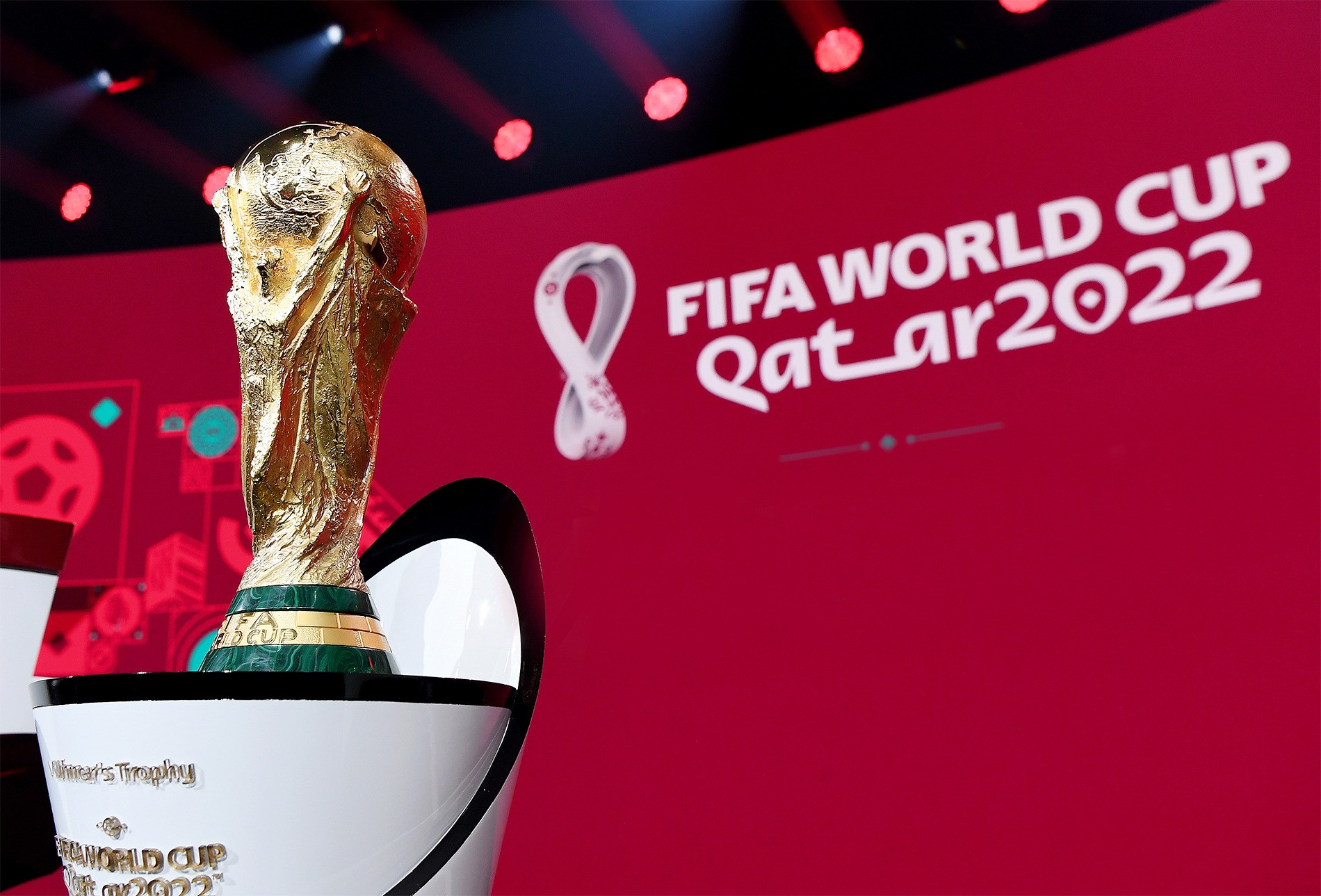 Chi núi tiền tổ chức World Cup 2022, Qatar hưởng lợi gì? - 2