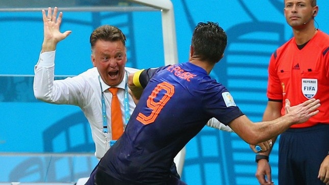 Chuyện chưa kể về Van Gaal: 25 lần xạ trị, ngồi xe lăn, đối mặt tử thần vẫn quyết vô địch World Cup ảnh 2