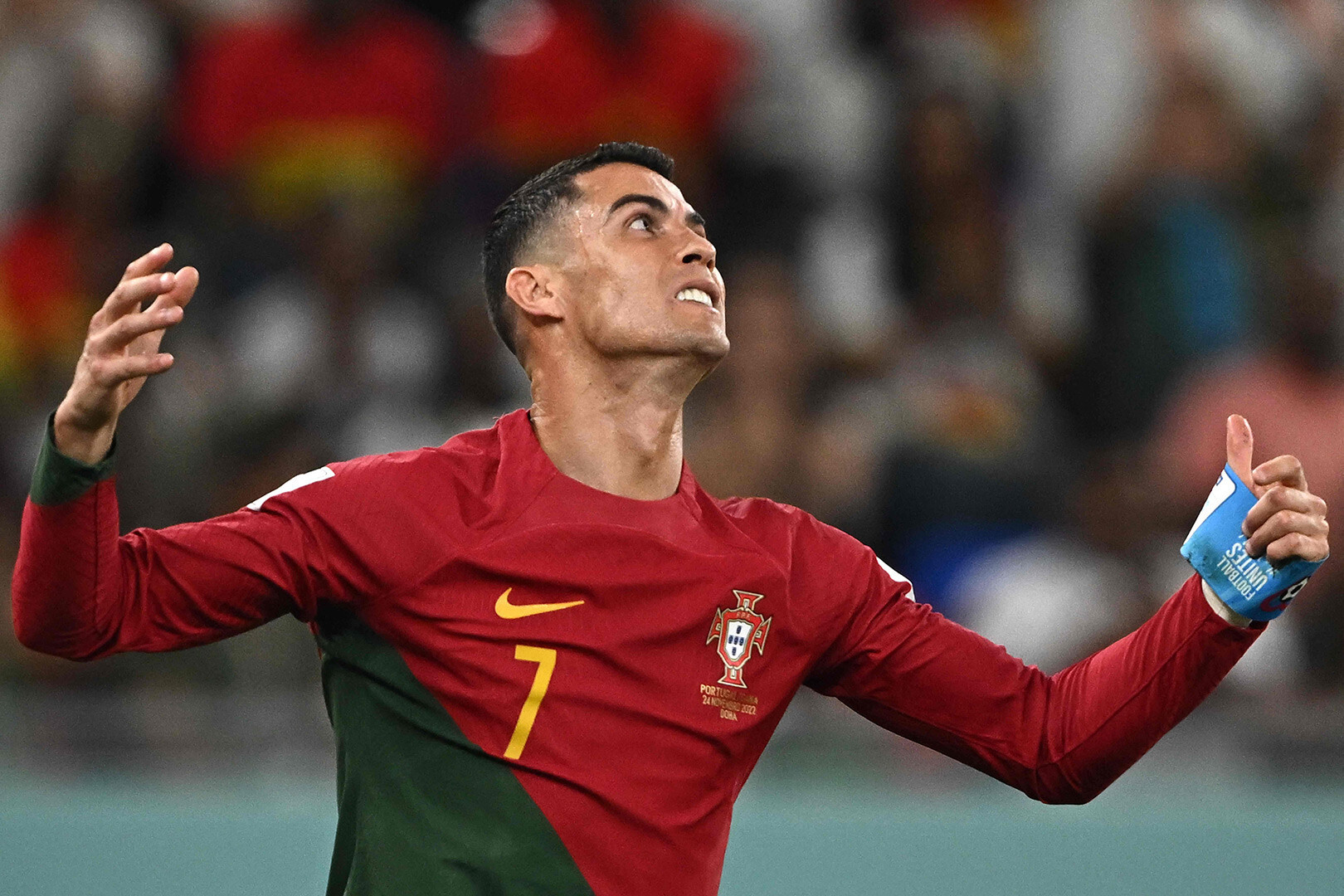 Ronaldo đi vào lịch sử, Bồ Đào Nha thắng kịch tính Ghana - 1