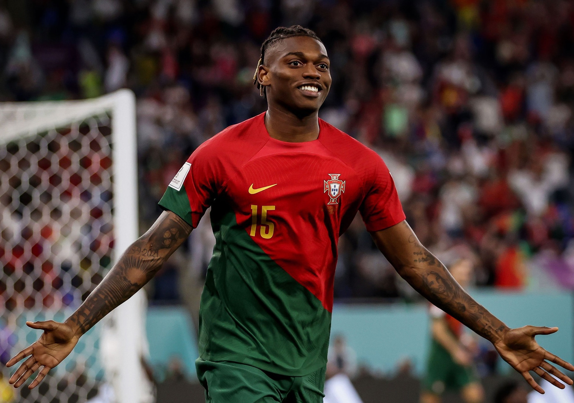 Ronaldo đi vào lịch sử, Bồ Đào Nha thắng kịch tính Ghana - 3